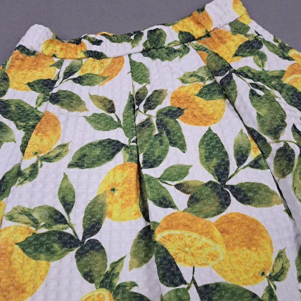 Mia MIIA‎ Skirt Women's 24 White Orange Citrus Pleated Mini Playful Summer Japan